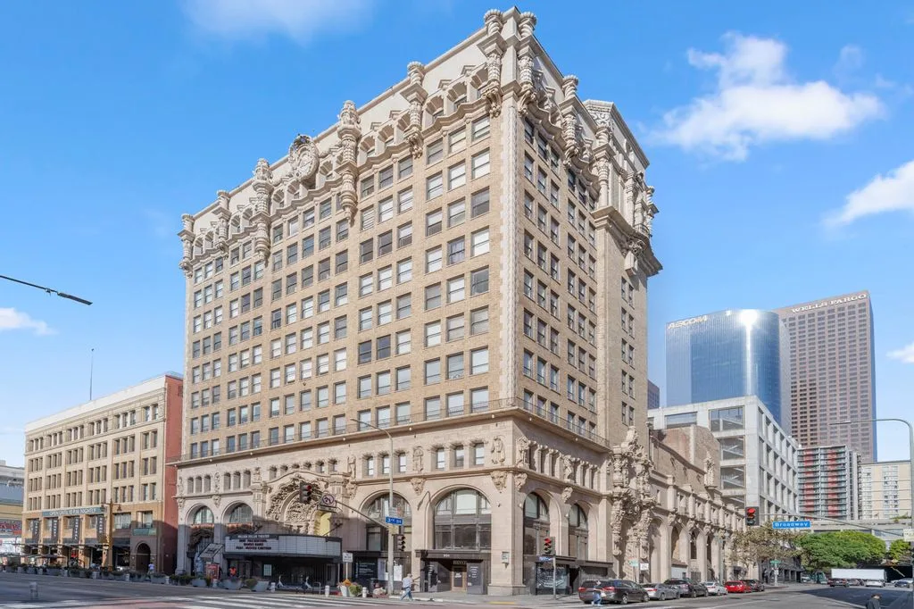 Grand Central Apartments